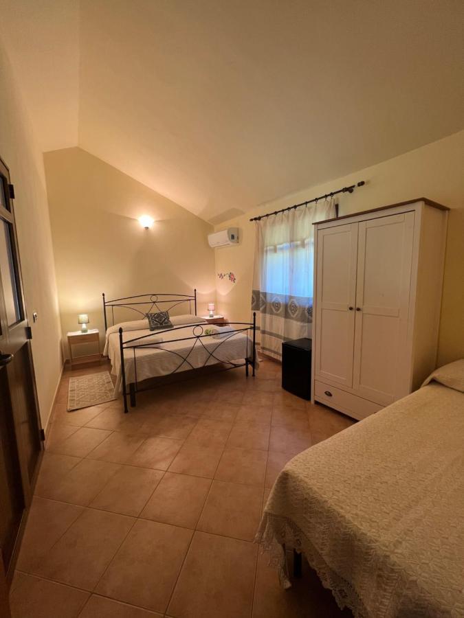 Agriturismo Su Barraccu Loceri Exterior photo